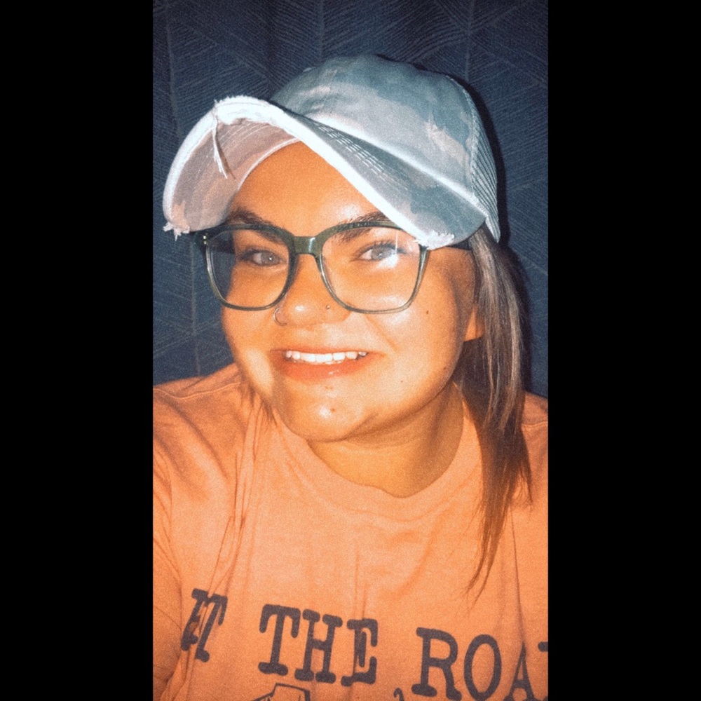 Meet your Posher, Mikenzie